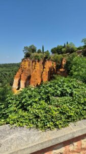 Les falaises d'ocre