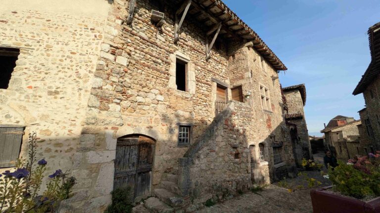 Pérouges - Maison typique